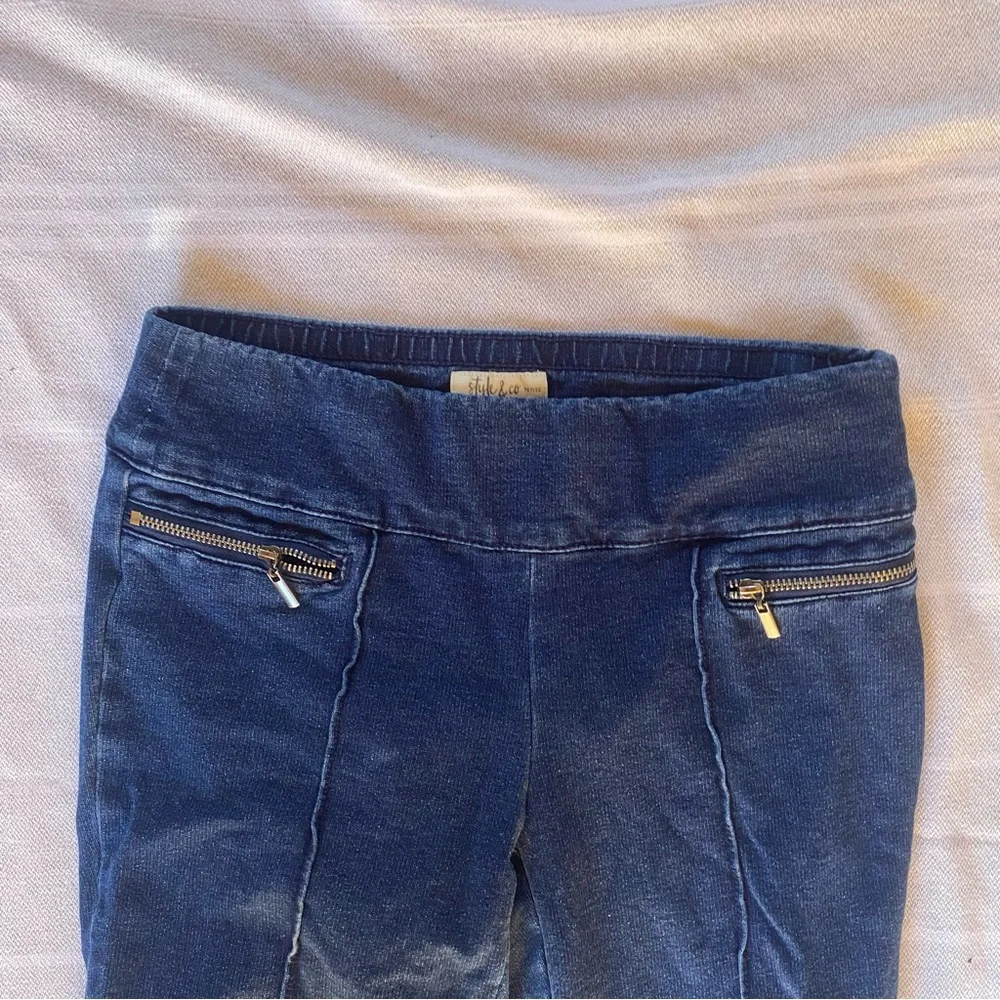 Petite Jeans - Picture 2 of 5